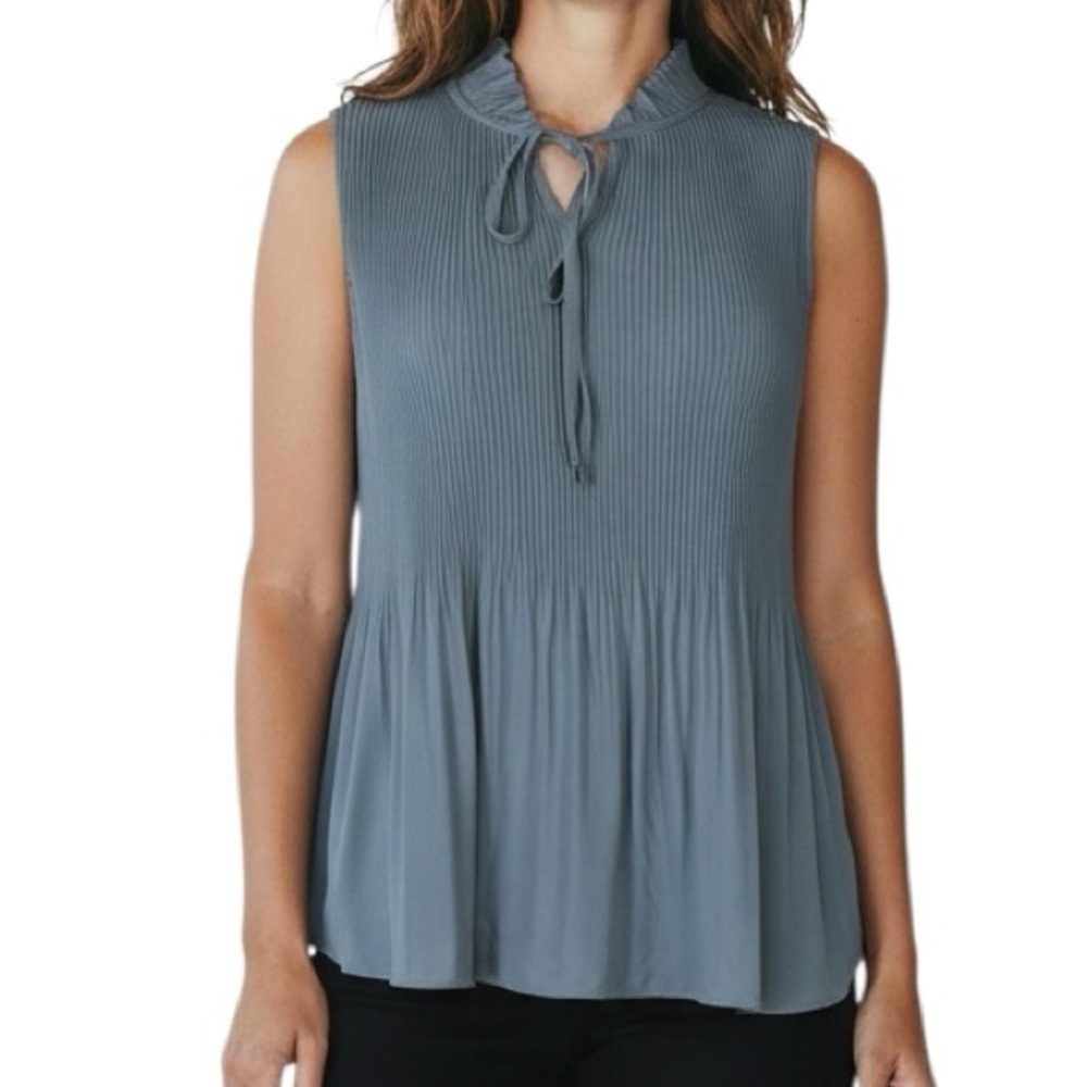 NWT ADRIANNA PAPELL Blue Sleeveless Tie Neck Pleated Blouse Size Small
